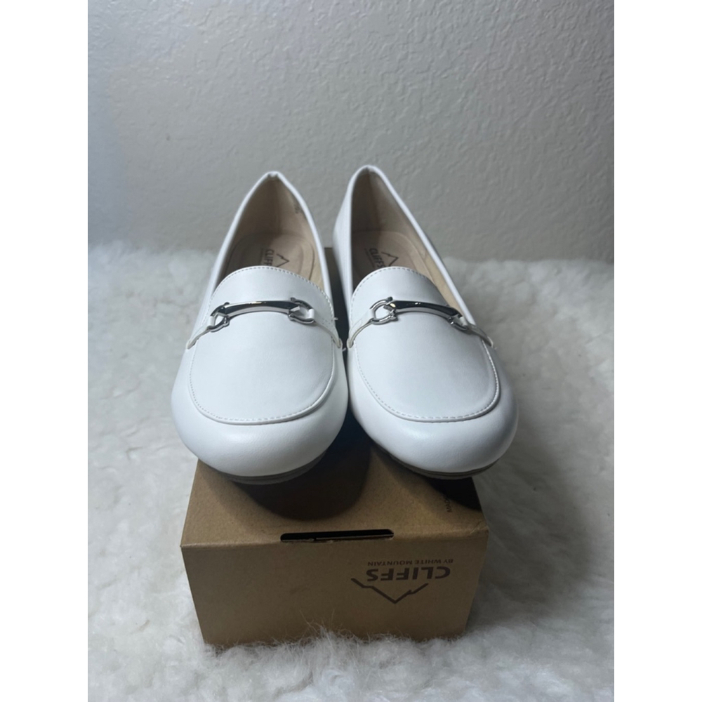 NWB WOMEN'S CLIFFS BY WHITE MOUNTAIN GLOWING LOAFERS SIZE 11 - Picture 8 of 10